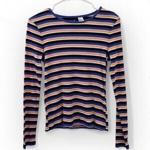 H&M Women's Striped top Size Medium